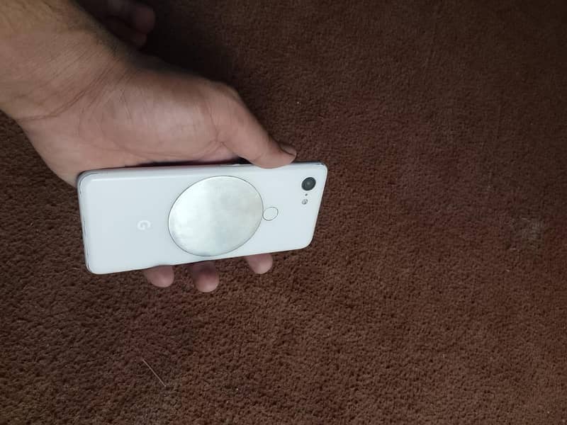 Google Pixel 3 5