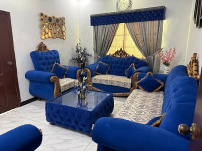 7 setar sofa with table nd Curtain