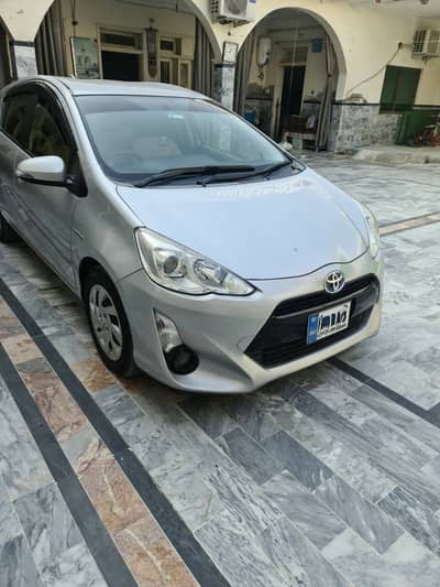 Toyota Aqua 2015