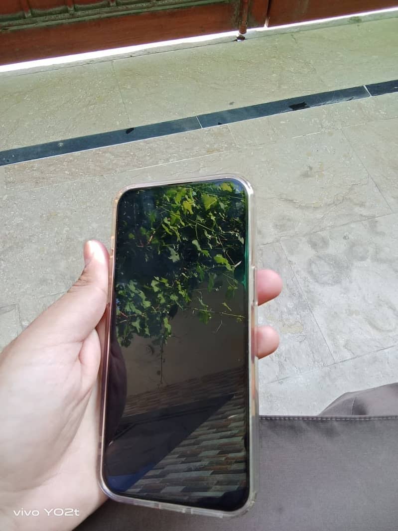Apple iPhone 15 Pro Max 4
