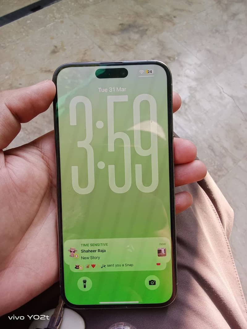 Apple iPhone 15 Pro Max 5