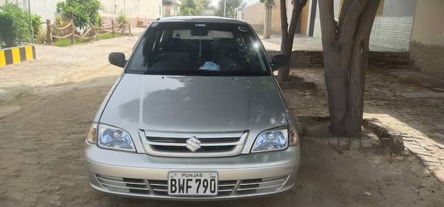 Suzuki Cultus car