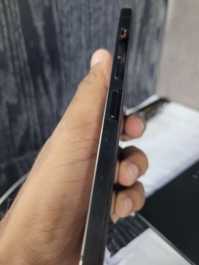 Apple iPhone 13 Pro Max 0