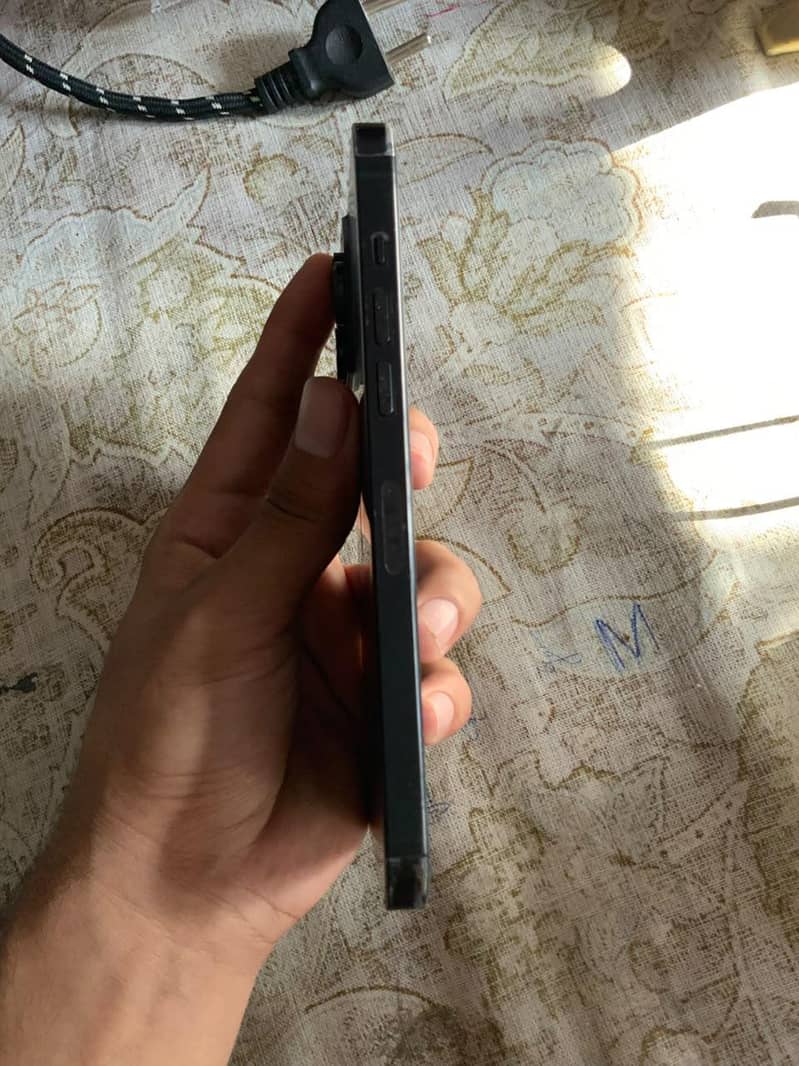 Apple iPhone 14 Pro Max 5