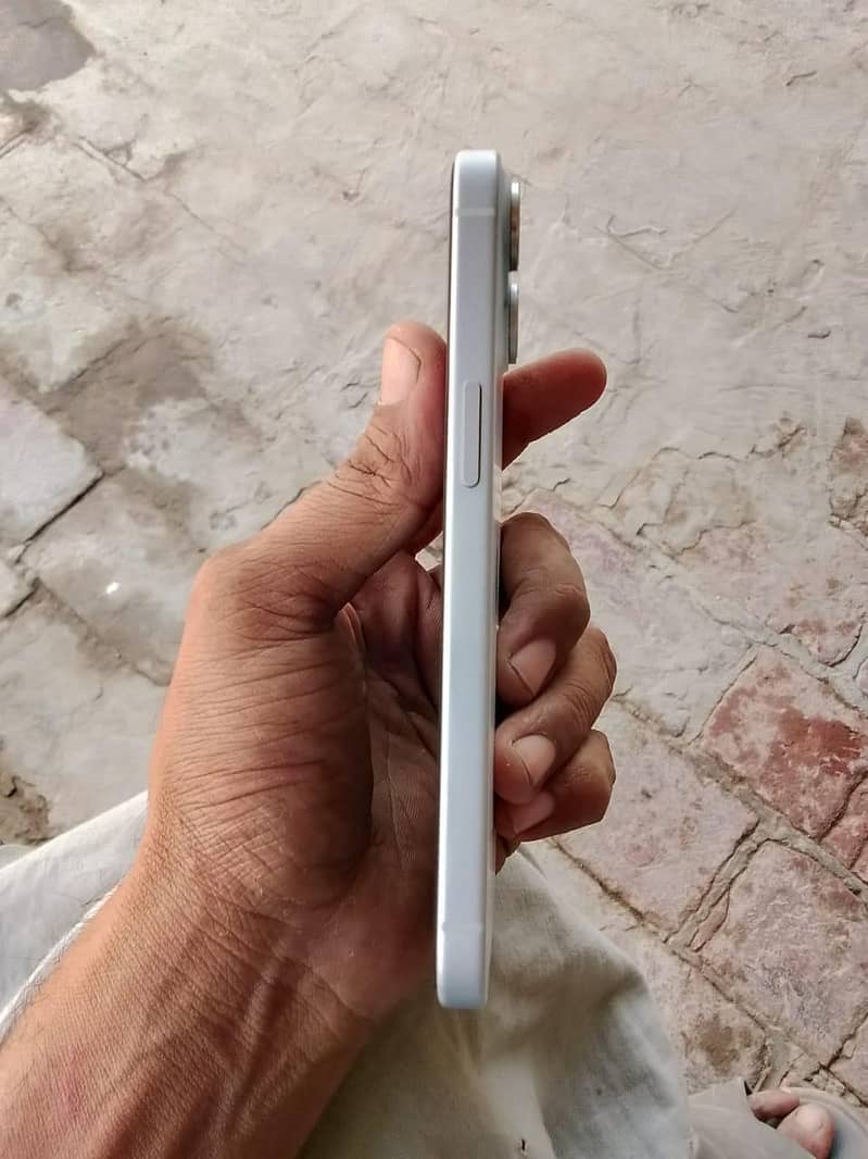 Apple iPhone 15 0