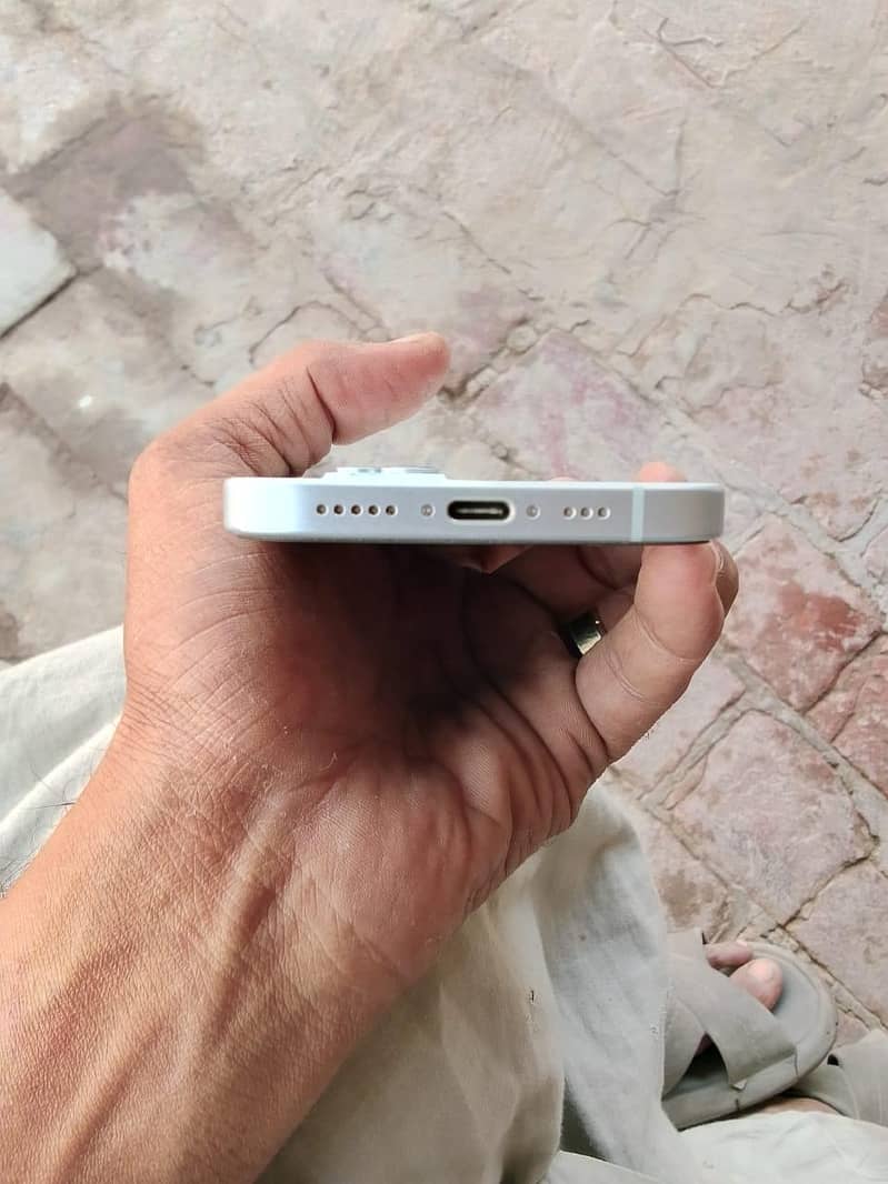 Apple iPhone 15 1