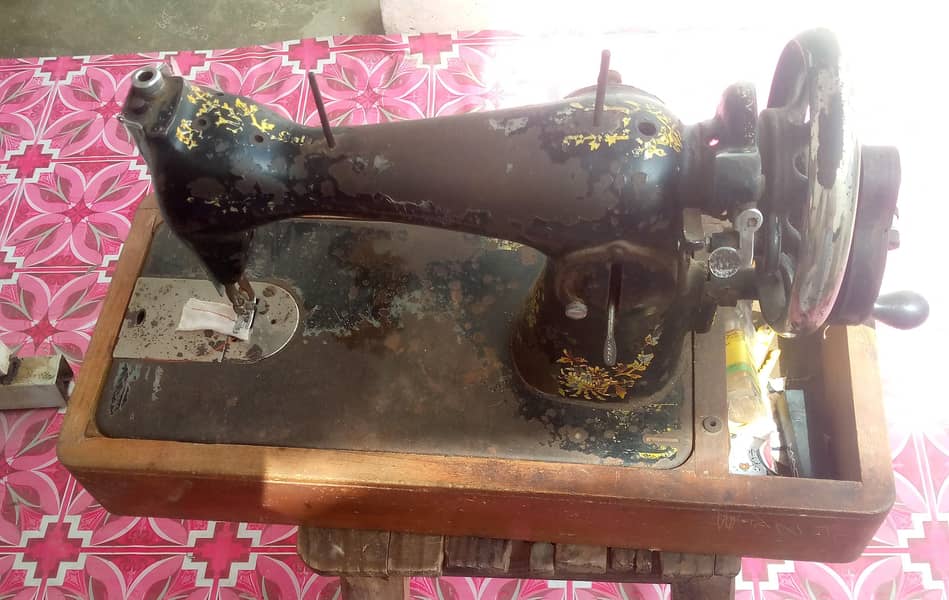 sewing machine for sell 0