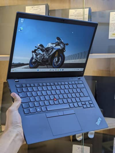 Lenovo Thinkpad Core i5 4th Generation(Ram 8GB + SSD 128GB) HD Display