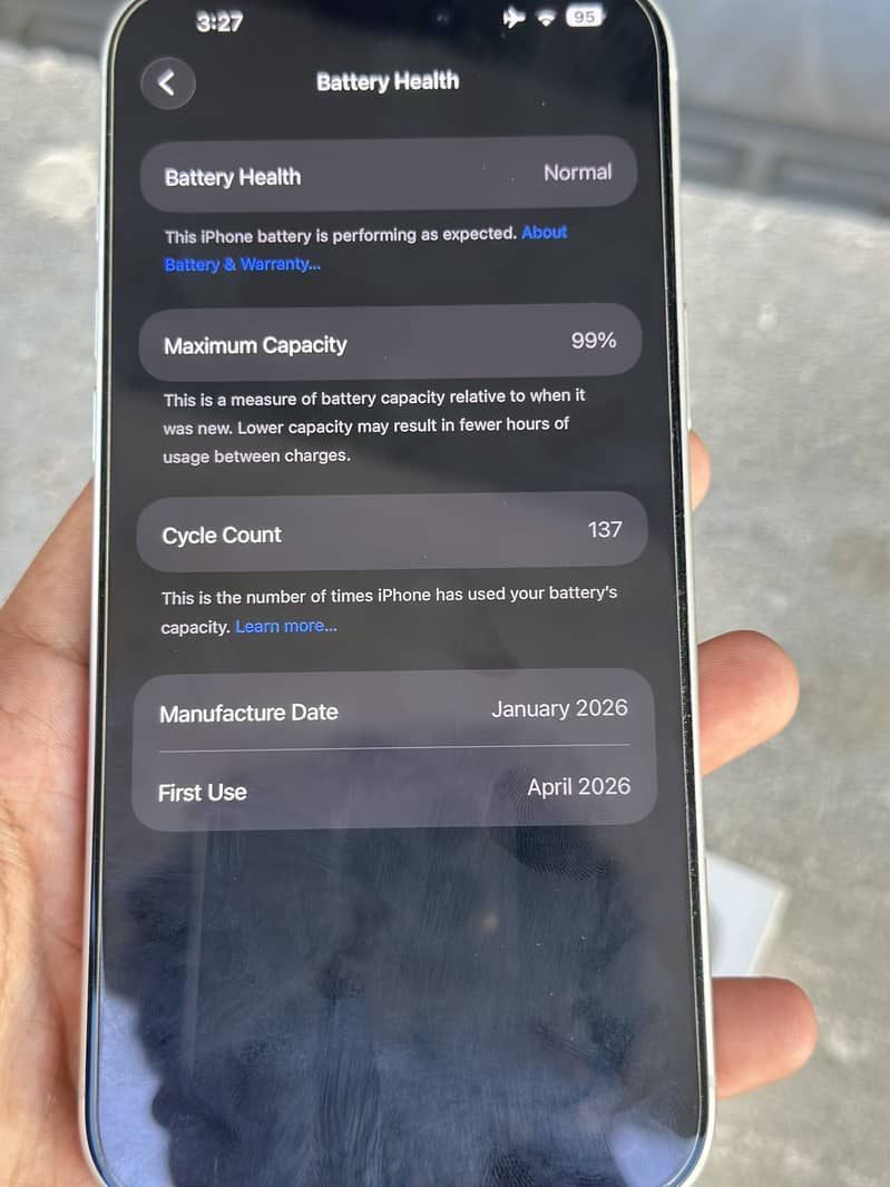 Apple iPhone 17 Pro Max 4