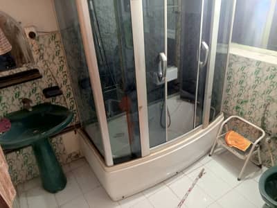 INDEPENDENT LOWER PORTION AVAILABLE FOR RENT IN KAMRAN BLOCK