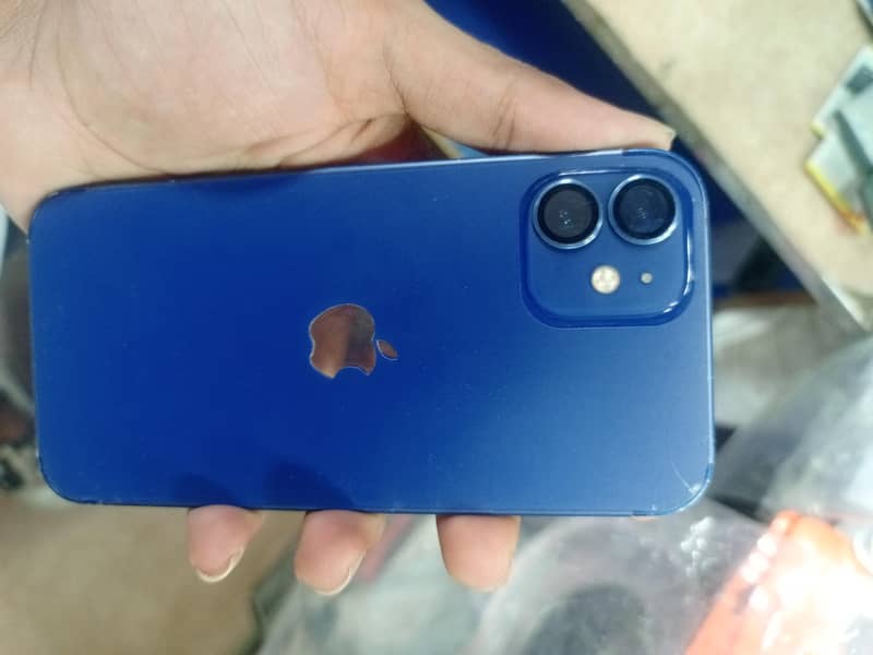 Apple iPhone 12 0