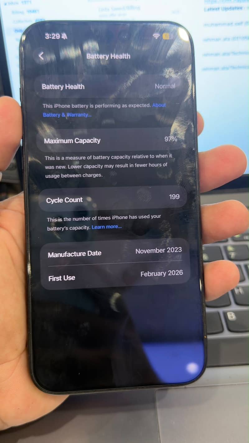 iPhone 15 pro max 2