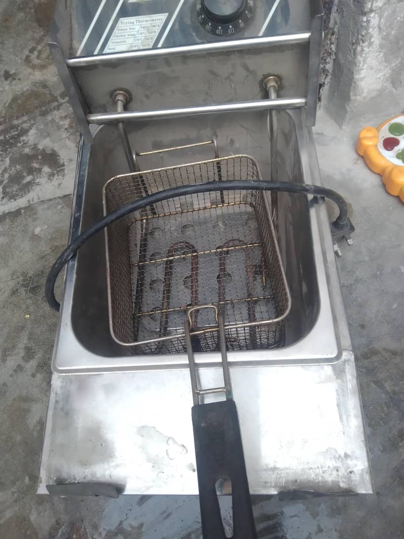 Deep fryer 0