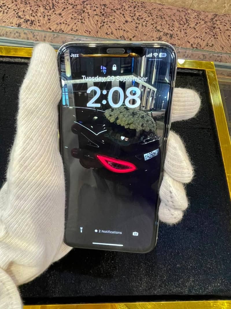 Apple iPhone X 0