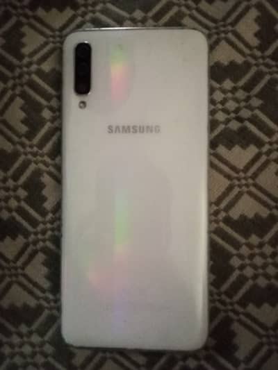Samsung Mobile A70