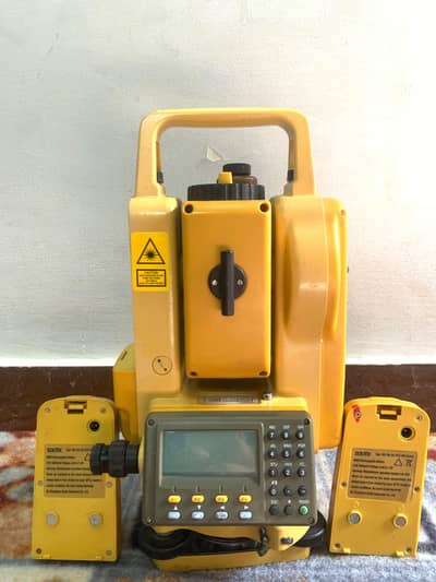 SOUTH NTS-355R+ Total Station – 5″ – Original Charger & Box