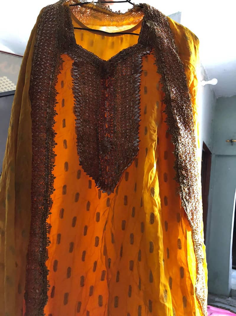 Mayon suits 1