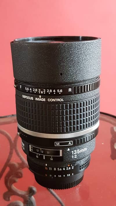 Nikon 135 f2