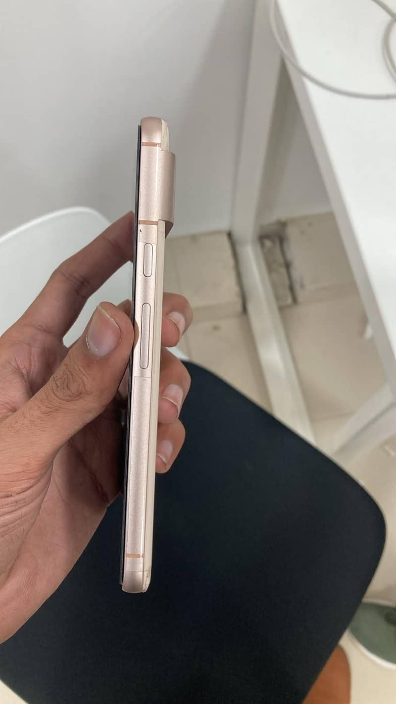 Google Pixel 8 2