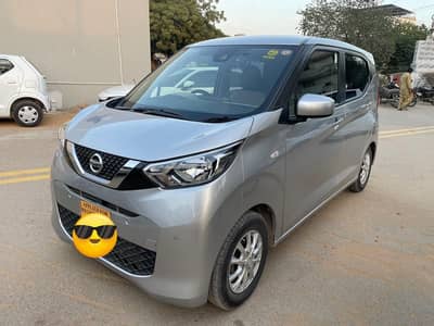 NISSAN DAYZ  S. HYBRID FRESH IMPOT JAPAN