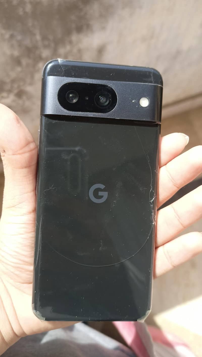 Google Pixel 8 3