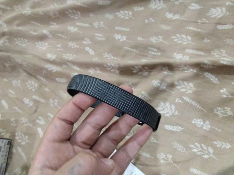 it's a Google band . 2