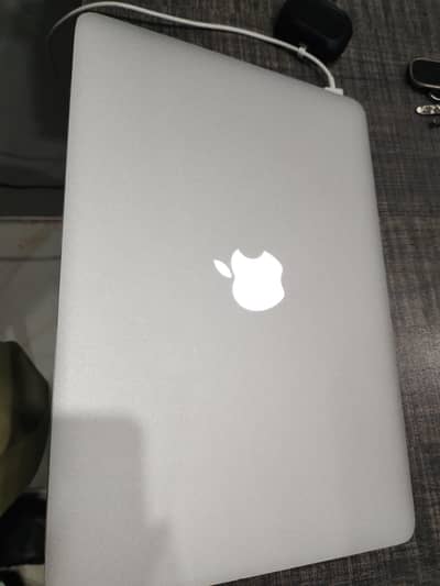 macbook 2015 pro 10/10