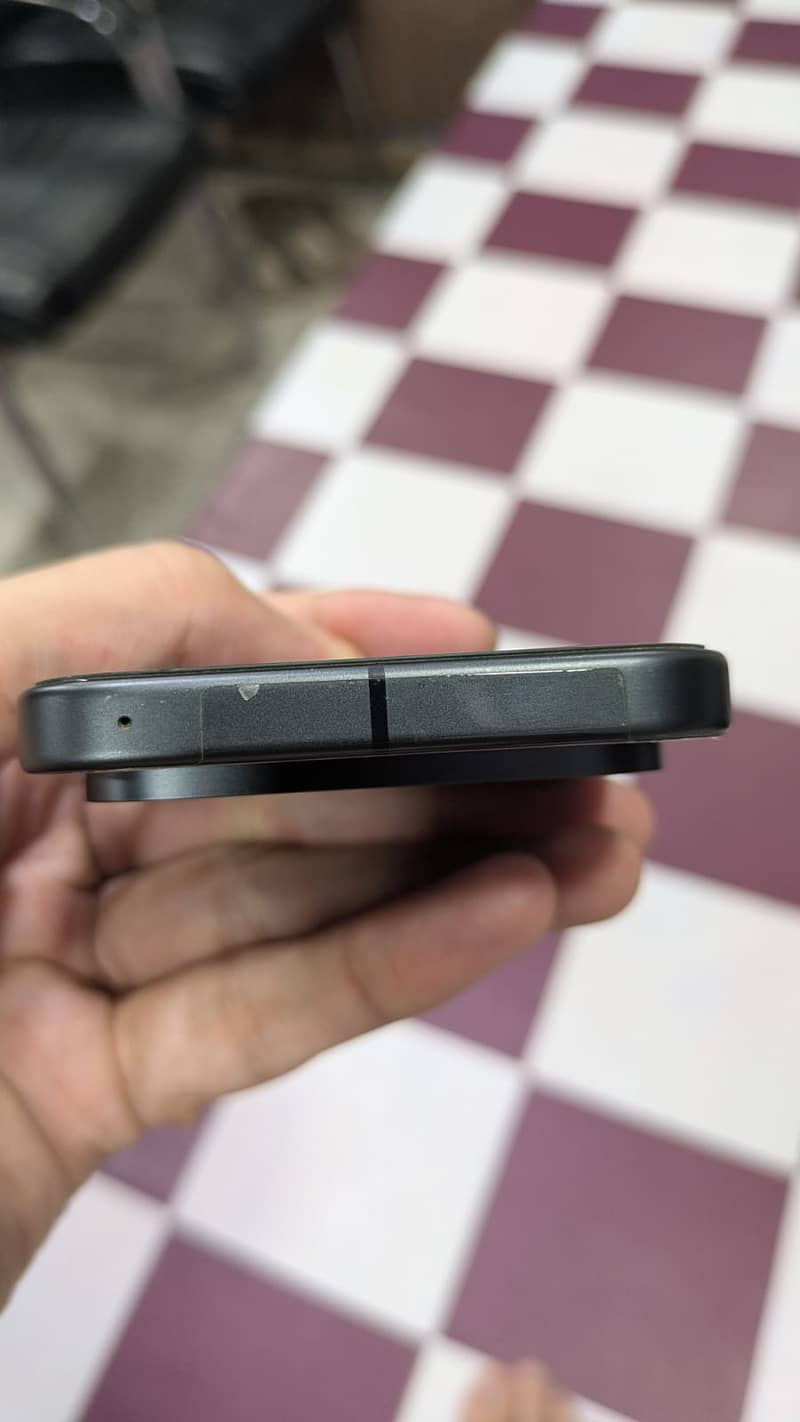 Google Pixel 9 3