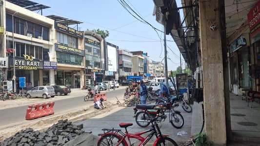 5 Floors Nearly Jalal Sons Prime Commercial Plaza Rental Value Rs. 6,35,000 Per Month DHA LAHORE PHASE 1 BLOCK G