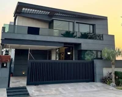 DHA Phase 7,2 Kanal Full House 1 Kanal House Or 1 Kanal Lown Plus Solar System For Rent It'S Having