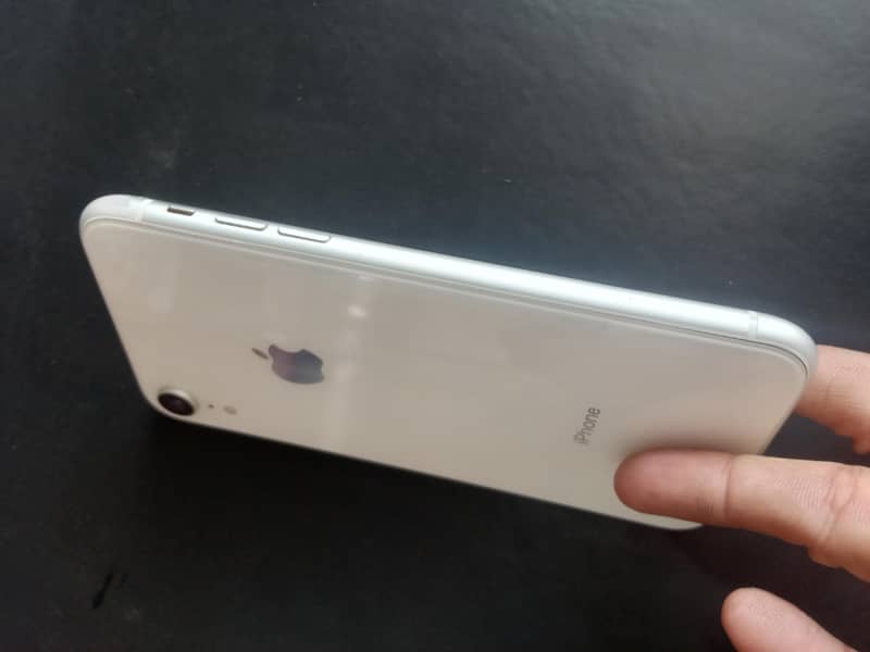 Apple iPhone XR 2