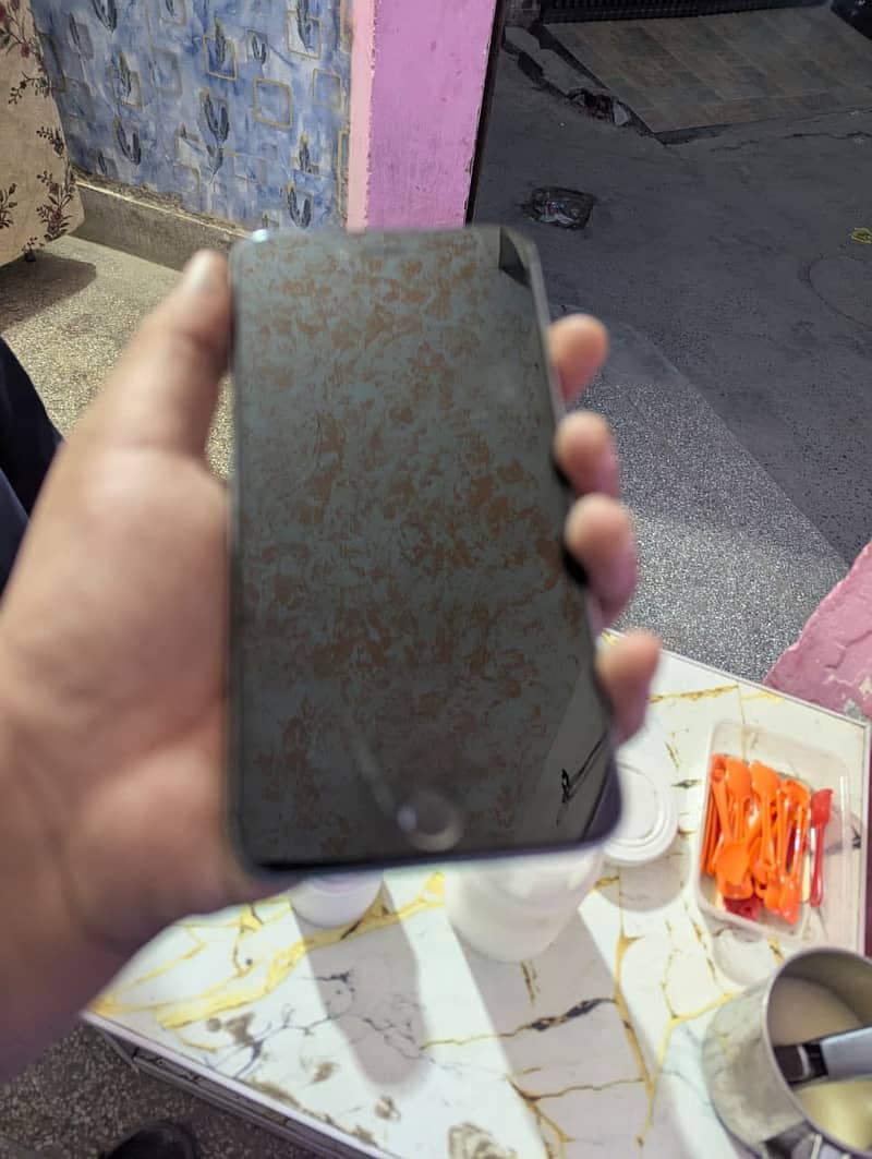 Apple iPhone 6S Plus 2