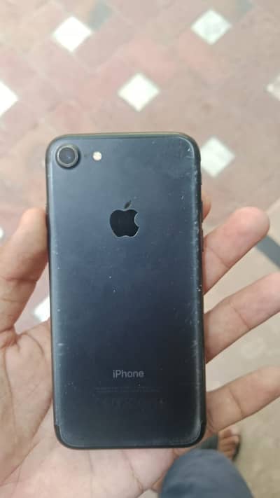 Apple iPhone 7