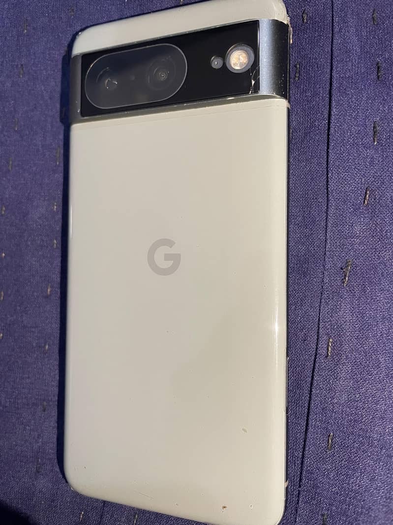 Google Pixel 8 7
