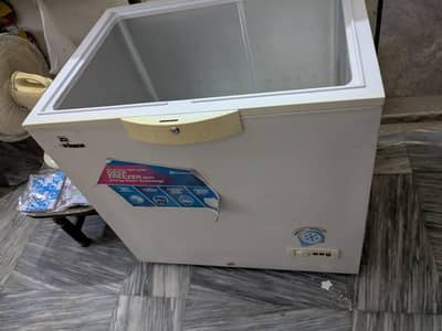 dawlance deep freezer