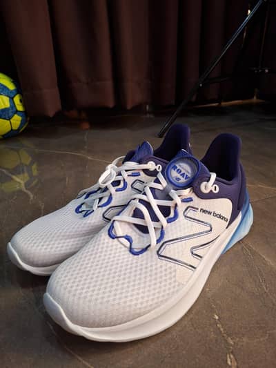 New Balance Fresh Foam Roav v2 Sneakers – Size US 12 / UK 11.5