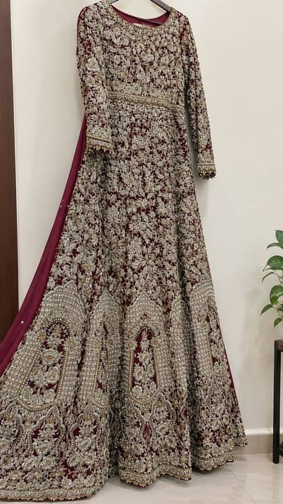 Elegant Bridal Lehnga – Excellent Condition