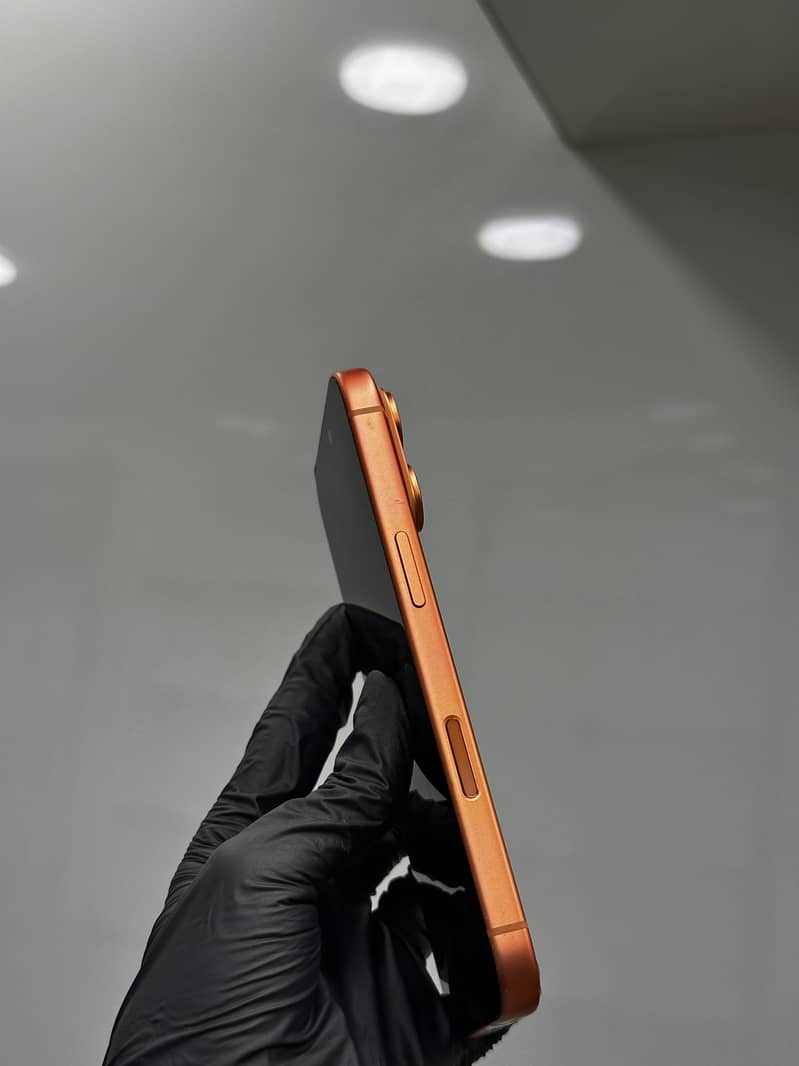 Apple iPhone 17 Pro 1