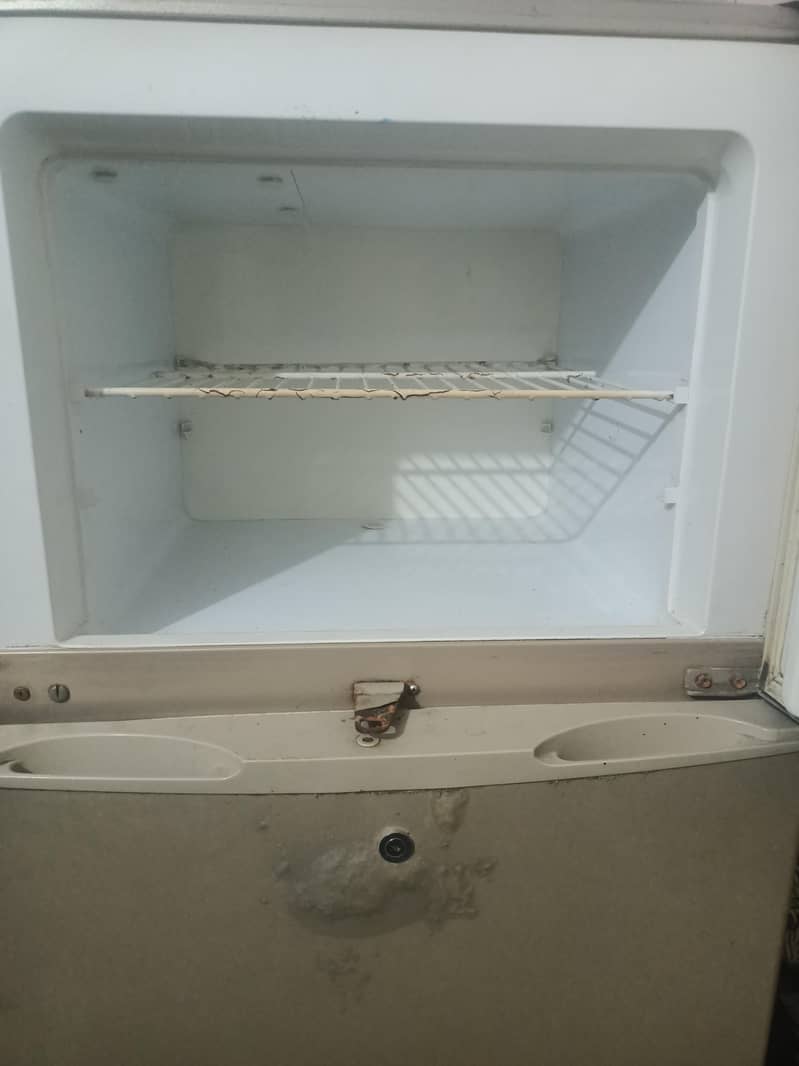 Refrigerator fridge One door Haier 1