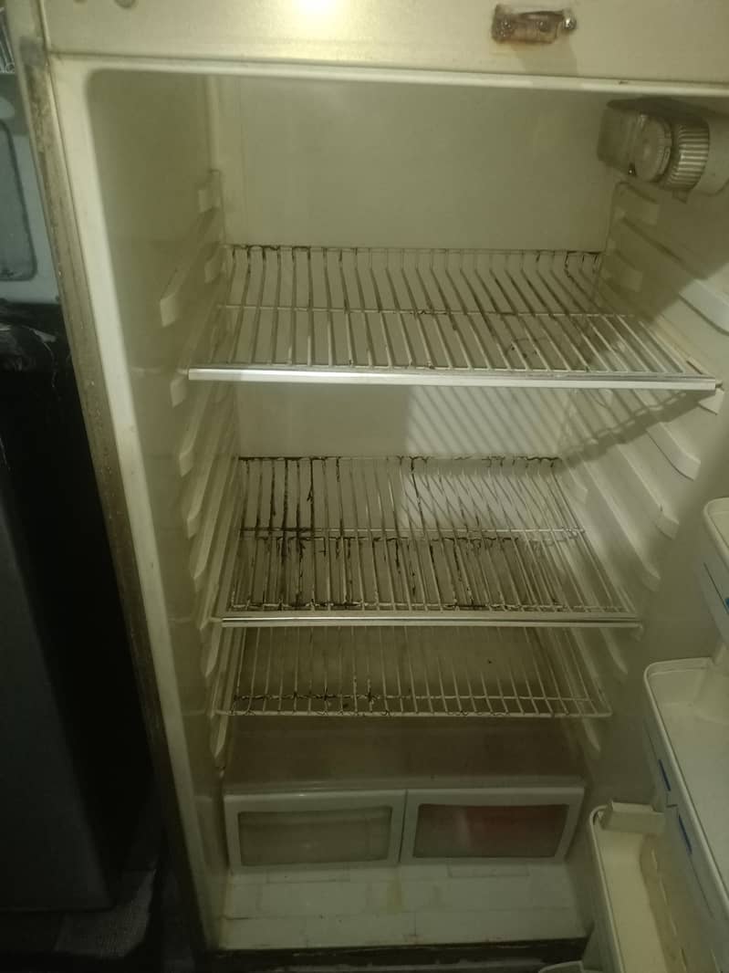 Refrigerator fridge One door Haier 2