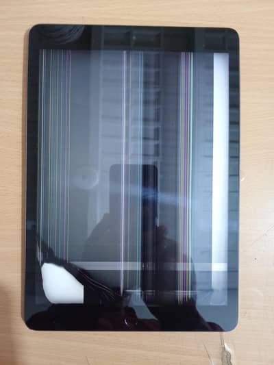Apple iPad 7 (7th Generation) 64GB panel damage not work.