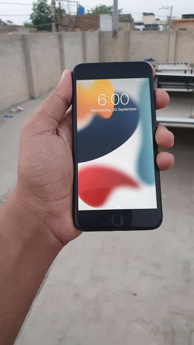 iPhone 7 Plus 128 Gb Bypass All geniune set ha lush camera outclass