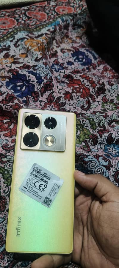 Infinix Note 40 Pro