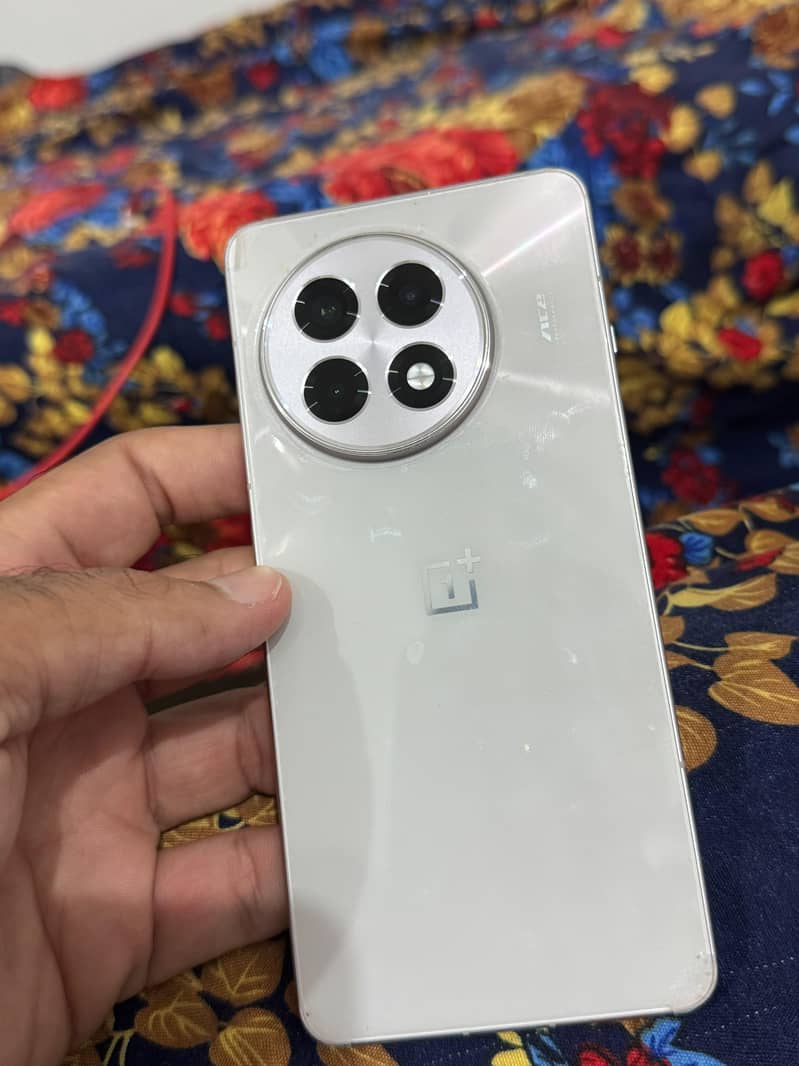 One Plus 13R 4