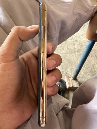 Apple iPhone XS