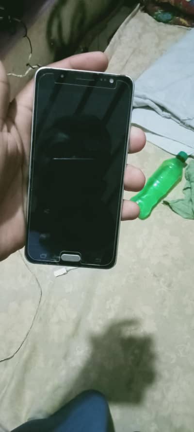 Samsung Mobile J5