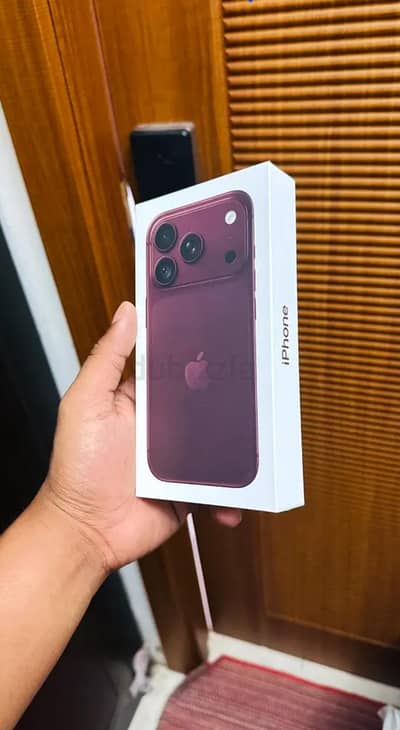 18 pro max 256gb Burgundy 2  Non active  Esim only