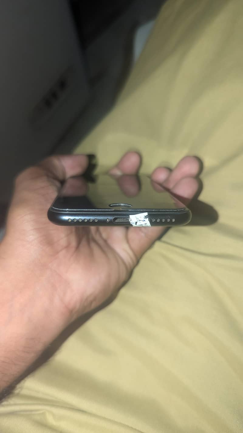 IPhone Se 2020 7