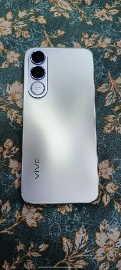 Vivo V70 FE 5G