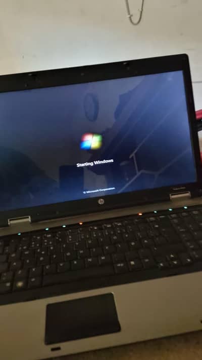hp laptop 1 generation pro1-5 ram49 250gbWhatsapp 03341570912